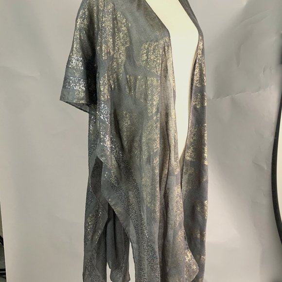 Unknown Accessories - Sparkles on grey, muslin, glam at home throw